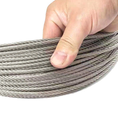 Un buon prezzo. Corde di filo galvanizzato di base di acciaio 1*7 7*7 1*19 7*19 6*12 6*19 6*37 FC IWRC per ascensore in linea