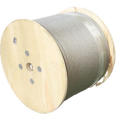 Un buon prezzo. Acciaio al carbonio 6x24 7FC filo di acciaio galvanizzato JIS 3525 Classe A approssimativamente.15 in linea