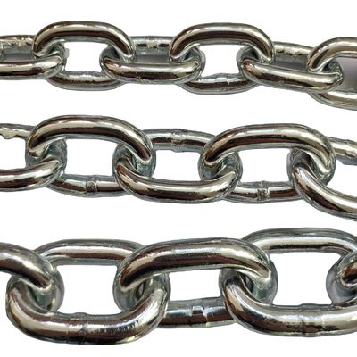 Un buon prezzo. Catena galvanizzata per sollevamento di carico 3MM 4MM 5MM 6MM 8MM 10MM 12MM Saldatura liscia DIN5685A Catena a collegamento corto in linea