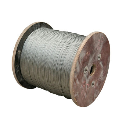 Un buon prezzo. ASTM B498 Strato di filo di acciaio elettro-galvanizzato standard per linee di trasmissione di energia in linea