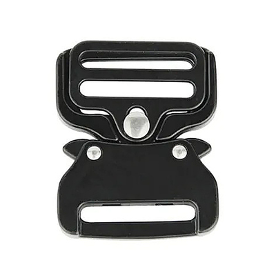 Un buon prezzo. Fibbia per cintura heavy duty regolabile in alluminio con gancio in metallo per cintura in linea